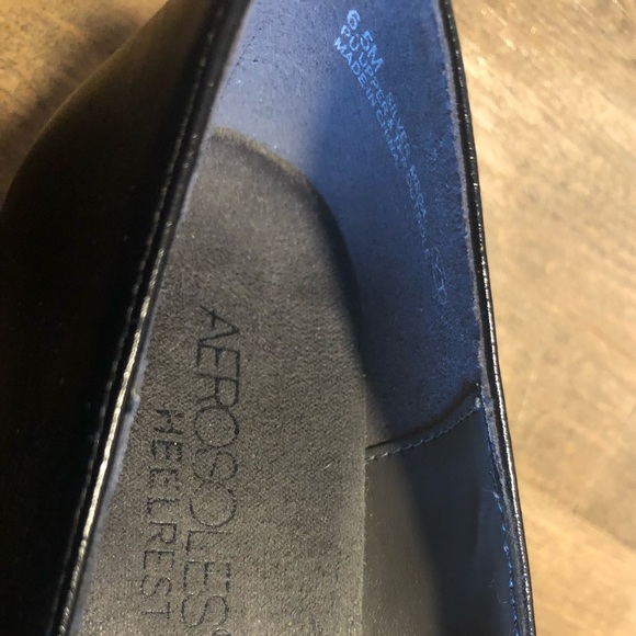 Black Leather Aerosoles Heelrest pumps size 6.5 - Picture 3 of 4